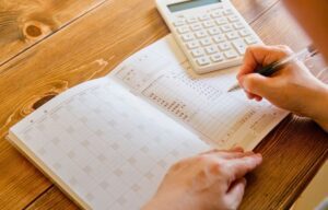 Como Planejar e Controlar suas Despesas Mensais de Forma Eficiente