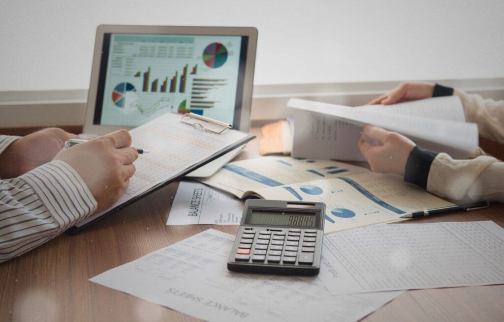 Controle financeiro: Mantendo o caminho para a estabilidade