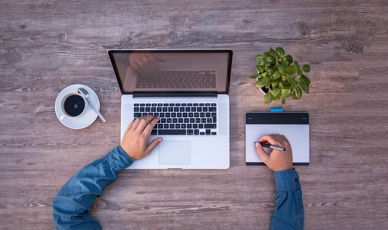Notebooks e acessórios⁤ para ‍home office, principalmente​ os modelos com melhor custo-benefício