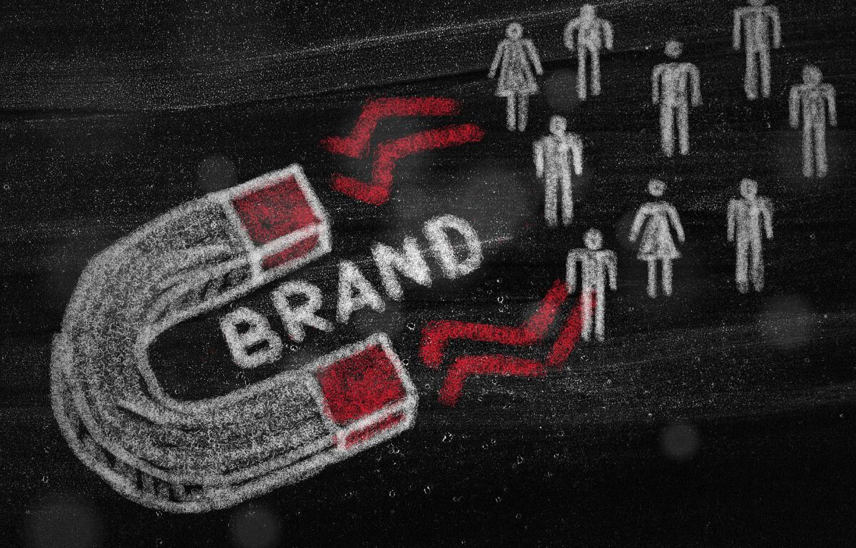 Como a Experiência do Cliente Afeta a Lealdade à Marca