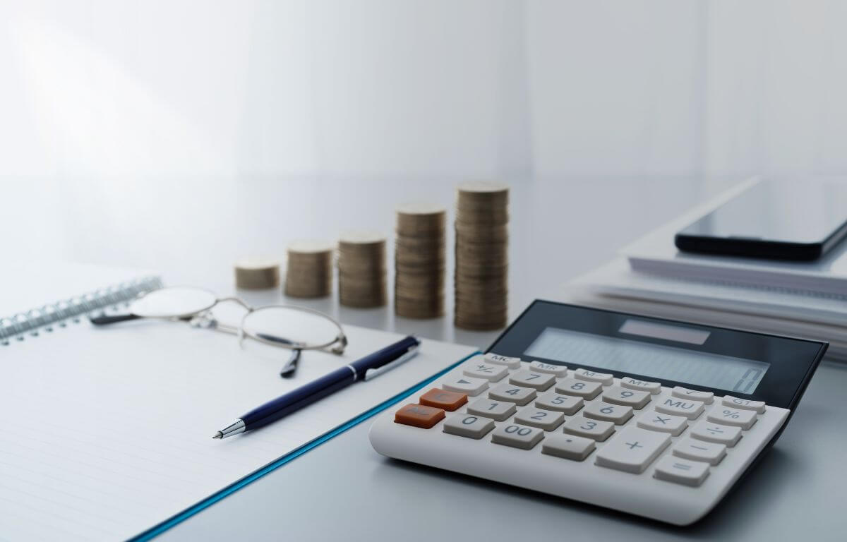 Estratégias de Economia Doméstica para Reduzir Despesas Mensais